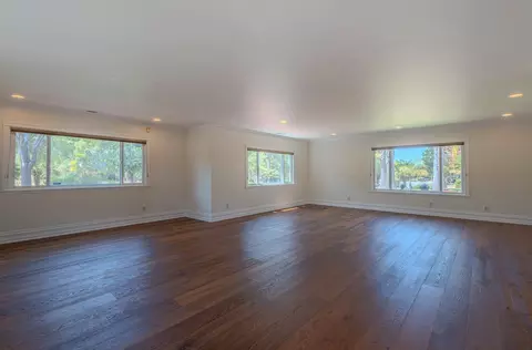 Living - 22125 Ranchito Dr, Salinas, CA 93908 photo 5 of 9
