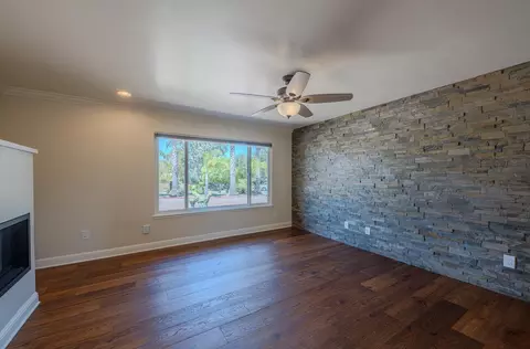 Living - 22125 Ranchito Dr, Salinas, CA 93908 photo 8 of 9