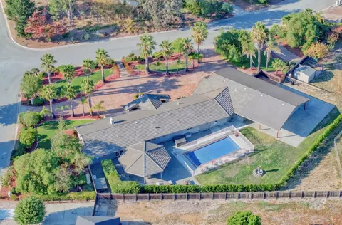 View/Area - 22125 Ranchito Dr, Salinas, CA 93908 photo 5 of 10