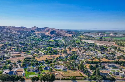 View/Area - 22125 Ranchito Dr, Salinas, CA 93908 photo 10 of 10