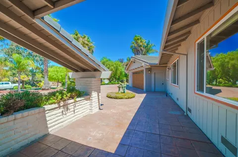 Exterior - 22125 Ranchito Dr, Salinas, CA 93908 photo 7 of 19