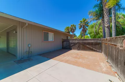 Exterior - 22125 Ranchito Dr, Salinas, CA 93908 photo 12 of 19