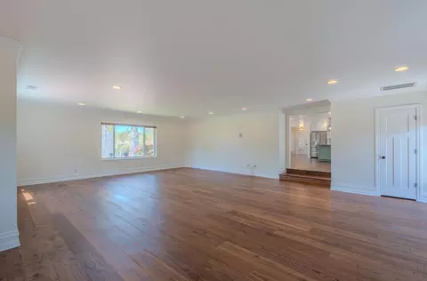 Living - 22125 Ranchito Dr, Salinas, CA 93908 photo 6 of 9