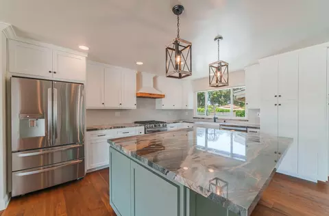 Kitchen - 22125 Ranchito Dr, Salinas, CA 93908 photo 1 of 3
