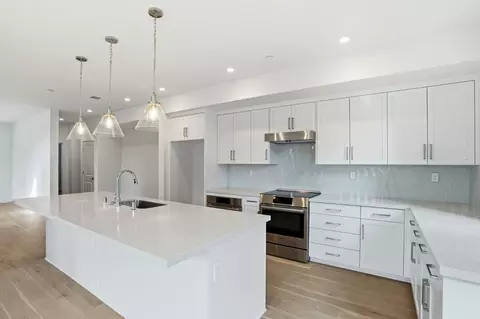 Kitchen - 236 Oak Cir, Walnut Creek, CA 94597 photo 2 of 3