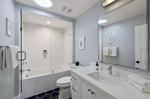 Bath - 1103 Creed St, Milpitas, CA 95035 photo 4 of 8