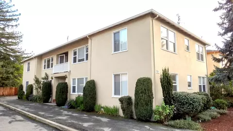 925 Oak Ln, Menlo Park, CA 94025
