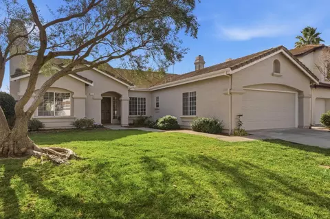 1480 Seville Dr, Morgan Hill, CA 95037