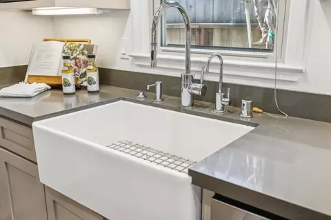 Kitchen - 1435 47th Ave, Capitola, CA 95010 photo 11 of 11