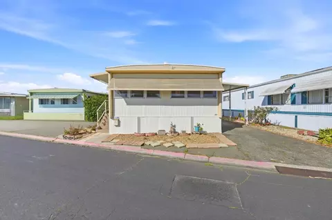 139 Mars Ave 139, Hayward, CA 94544