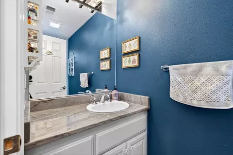 Bath - 233 Montclair Ln, Salinas, CA 93906 photo 1 of 5