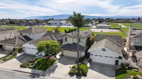 View/Area - 233 Montclair Ln, Salinas, CA 93906 photo 6 of 7