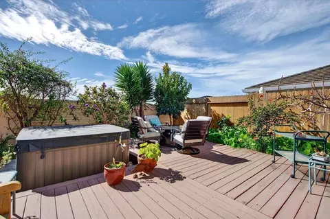 Exterior - 233 Montclair Ln, Salinas, CA 93906 photo 4 of 10