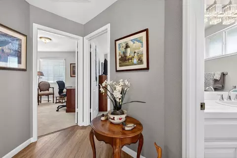 Entry Way - 233 Montclair Ln, Salinas, CA 93906 photo 4 of 4