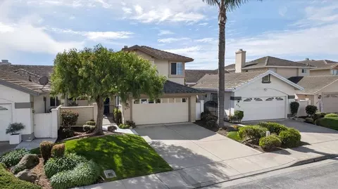 View/Area - 233 Montclair Ln, Salinas, CA 93906 photo 2 of 7