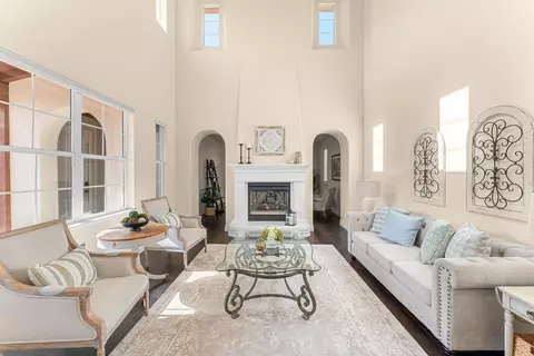 Living - 1190 Olympic Ct, Gilroy, CA 95020 photo 1 of 3