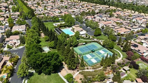 View/Area - 1190 Olympic Ct, Gilroy, CA 95020 photo 4 of 6