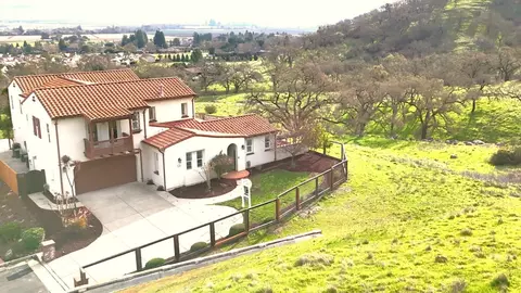 View/Area - 1190 Olympic Ct, Gilroy, CA 95020 photo 1 of 6
