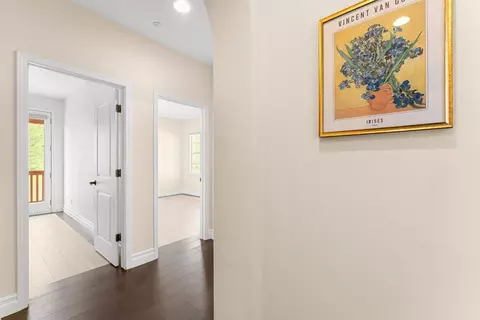 Entry Way - 1190 Olympic Ct, Gilroy, CA 95020 photo 7 of 8