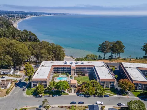 870 Park Ave 110, Capitola, CA 95010