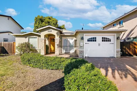 2535 Crystal Dr, Santa Clara, CA 95051