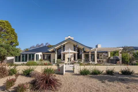 7092 Valley Greens Cir, Carmel, CA 93923