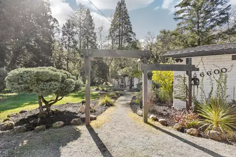 6600 Redwood Retreat Rd, Gilroy, CA 95020