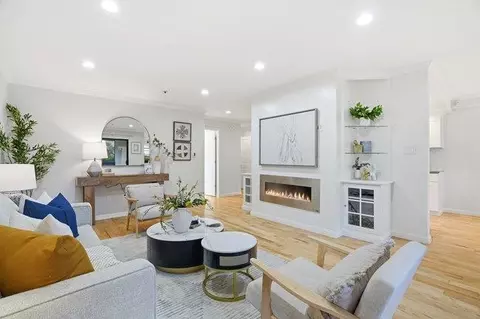 410 Sheridan Ave 103, Palo Alto, CA 94306