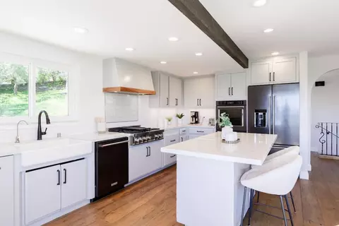 Kitchen - 260 Rancho Soquel Rd, Soquel, CA 95073 photo 2 of 29
