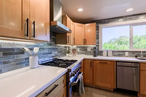 Kitchen - 260 Rancho Soquel Rd, Soquel, CA 95073 photo 28 of 29