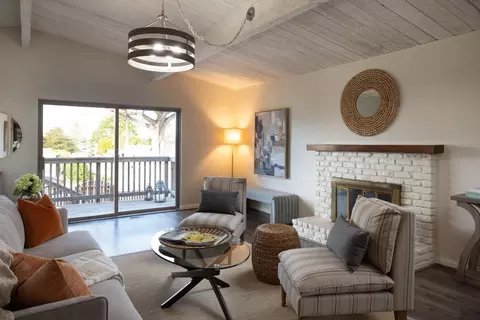 603 Gibson Ave, Pacific Grove, CA 93950