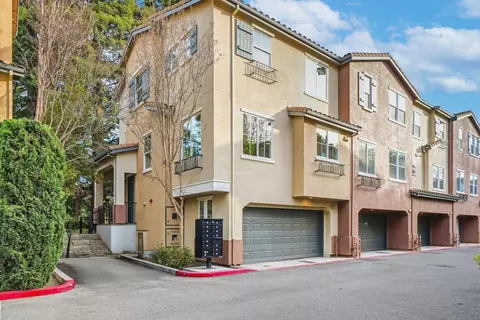 1069 Konstanz Ter, Sunnyvale, CA 94089