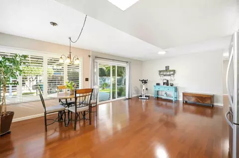 925 Blake Ct, Gilroy, CA 95020 photo 13