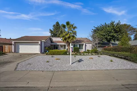 2320 Lido Cir, Stockton, CA 95207