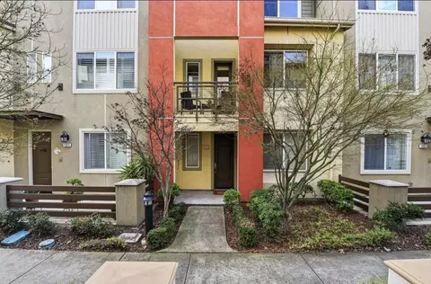 1053 El Capitan Ter, Sunnyvale, CA 94085