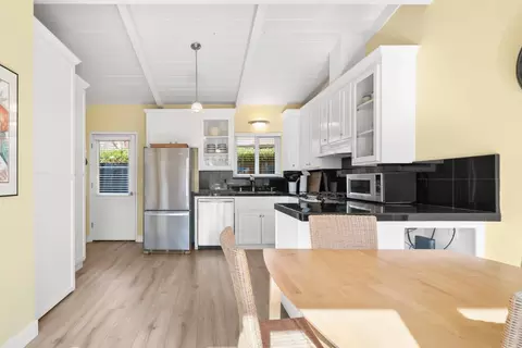 Kitchen - 522 Spruce St, Aptos, CA 95003 photo 2 of 7