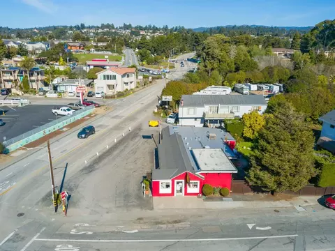 View/Area - 522 Spruce St, Aptos, CA 95003 photo 7 of 7