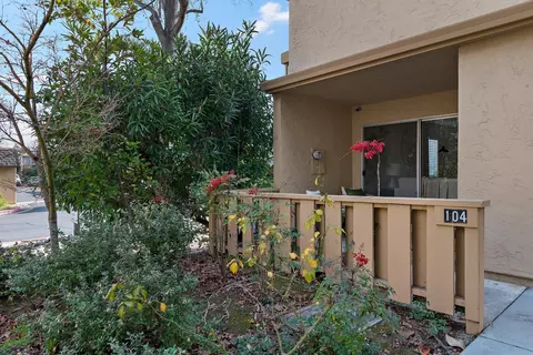 125 Connemara Way 104, Sunnyvale, CA 94087