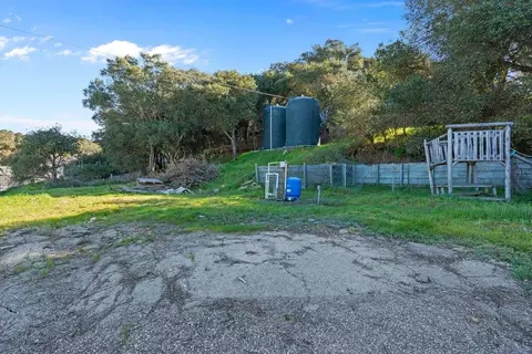 Exterior - 7501 Langley Canyon Rd, Salinas, CA 93907 photo 15 of 20