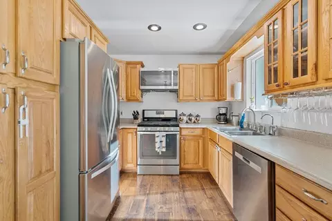 Kitchen - 7501 Langley Canyon Rd, Salinas, CA 93907 photo 1 of 2