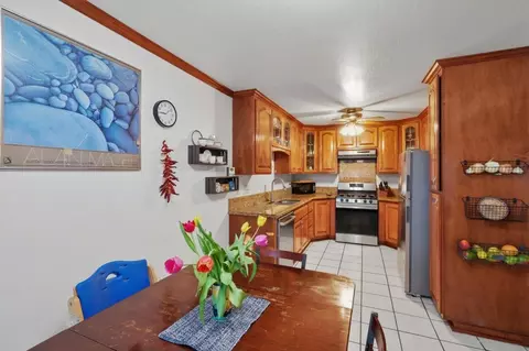 Kitchen - 229 Silver Leaf Dr B, Watsonville, CA 95076 photo 3 of 3