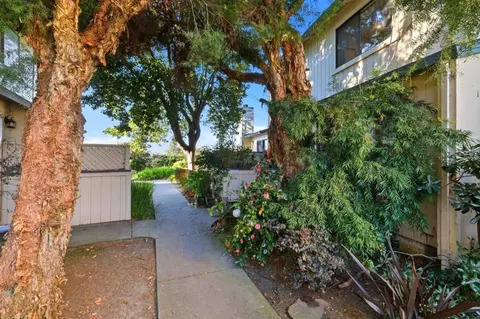 Exterior - 229 Silver Leaf Dr B, Watsonville, CA 95076 photo 2 of 7