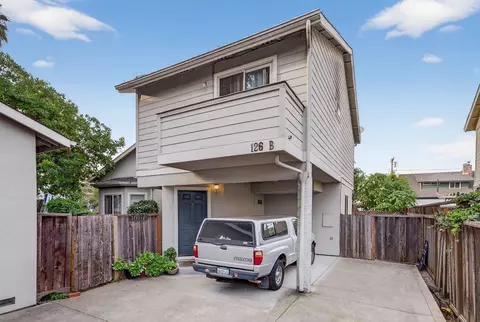126 Hunolt St # B, Santa Cruz, CA 95060