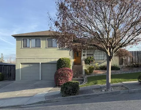 2593 Hastings Ave, Redwood City, CA 94061