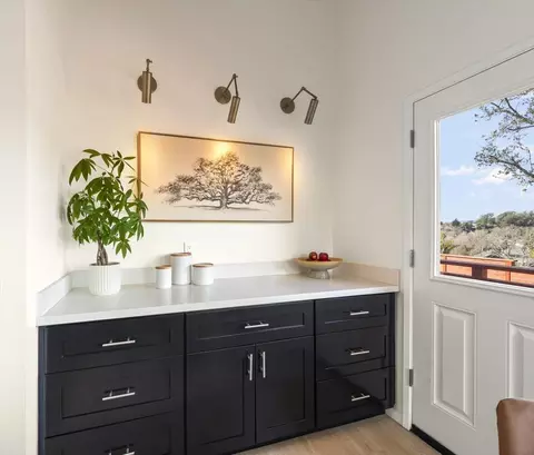 Kitchen - 2715 Lafayette St, Soquel, CA 95073 photo 5 of 7