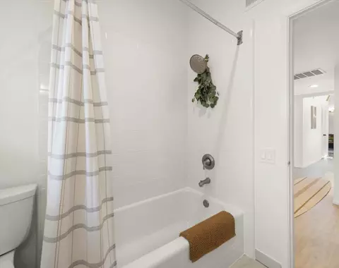 Bath - 2715 Lafayette St, Soquel, CA 95073 photo 6 of 6
