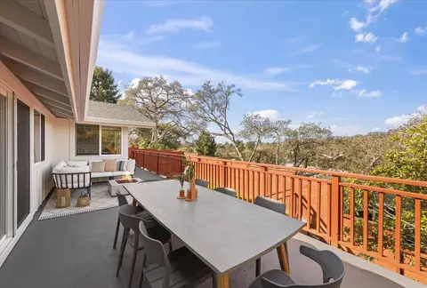Exterior - 2715 Lafayette St, Soquel, CA 95073 photo 2 of 13