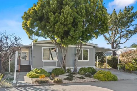 19 Dolphin Court 19, Half Moon Bay, CA 94019