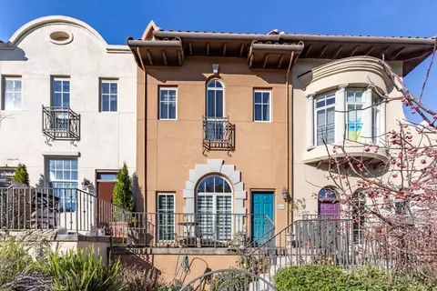 484 Gabilan St, Los Altos, CA 94022