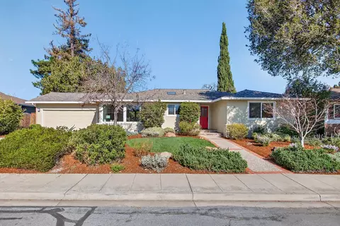 1010 Gest Dr, Mountain View, CA 94040